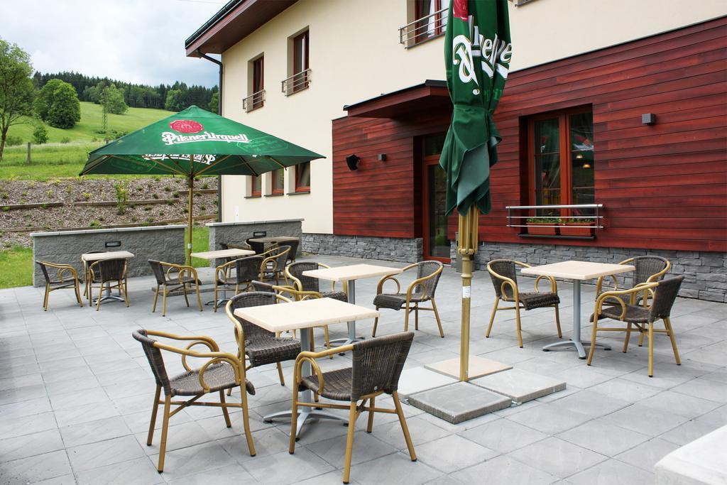 Hotel Toc Lipova Lazne Exterior foto